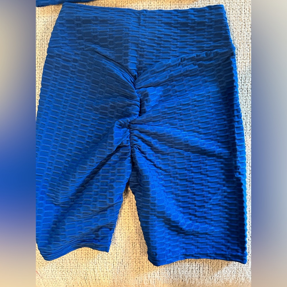 Fashion Nova/Blue Textured Scrunch Butt And Sports Bra Set-Size Small NWT💙 - Picture 7 of 8
